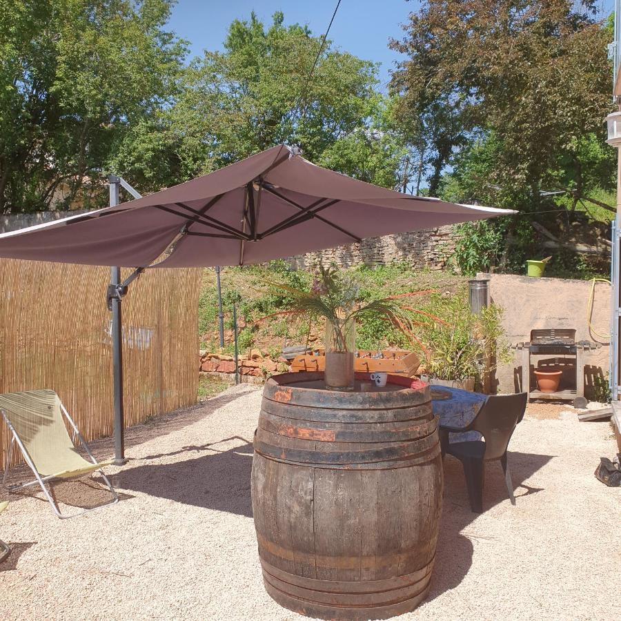Clos des pins Cluny Extérieur photo